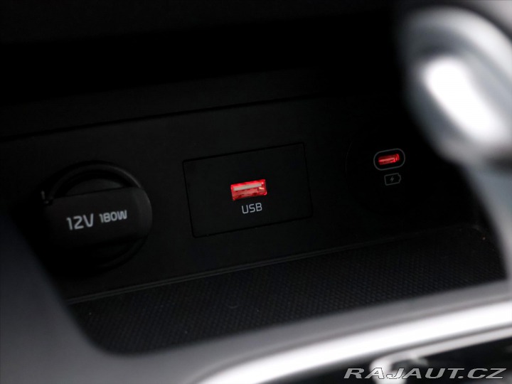 Kia Ceed 1,5 118 kW T-GDI CZ Zaruk 2024