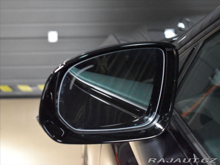 Volvo XC60 2,0 B5 AWD Plus BLIS,Bezk 2026