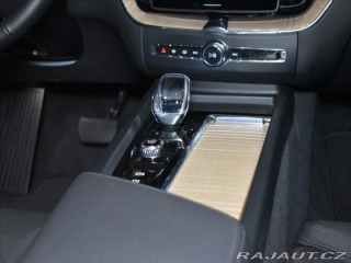 Volvo XC60 2,0 B5 AWD Plus BLIS,Bezk 2026