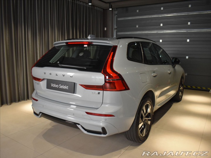 Volvo XC60 2,0 B5 AWD PLUS BLIS,Bezk 2026