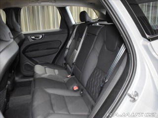 Volvo XC60 2,0 B5 AWD PLUS BLIS,Bezk 2026
