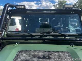 Land Rover Defender 2002