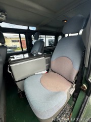 Land Rover Defender 2002