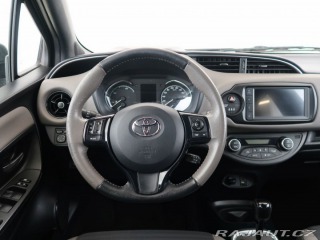 Toyota Yaris 1.5Hybrid,e-CVT,Selection 2019