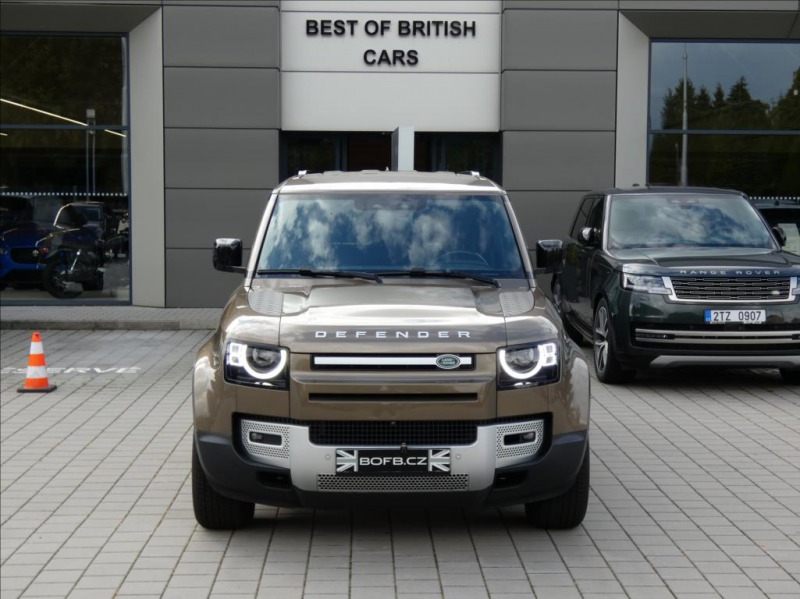 Land Rover Defender 3,0 D300 110 SE,1.maj,ČR,