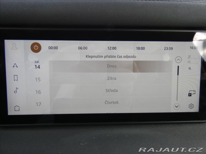Land Rover Defender 3,0 D300 110 SE,1.maj,ČR, 2022