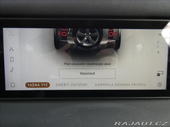 Land Rover Defender 3,0 D300 110 SE,1.maj,ČR, 2022