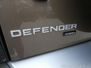 Land Rover Defender 3,0 D300 110 SE,1.maj,ČR, 2022