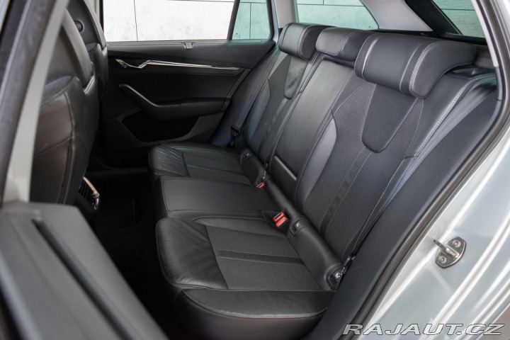 Škoda Octavia 1.5 G-TEC*KAMERA*ACC*DSG* 2021