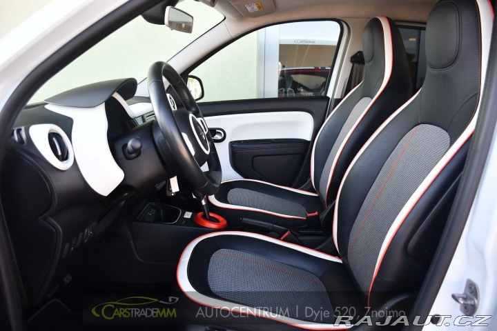 Renault Twingo ZE VIBES VÝHŘEV 2021