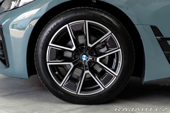 BMW 4 420d xD ///M*ZÁRUKA*TAŽNÉ 2025
