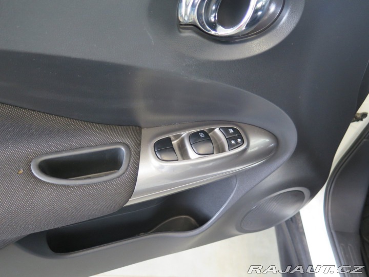 Nissan Juke 1.6i,klima,navi,keyless,k 2012