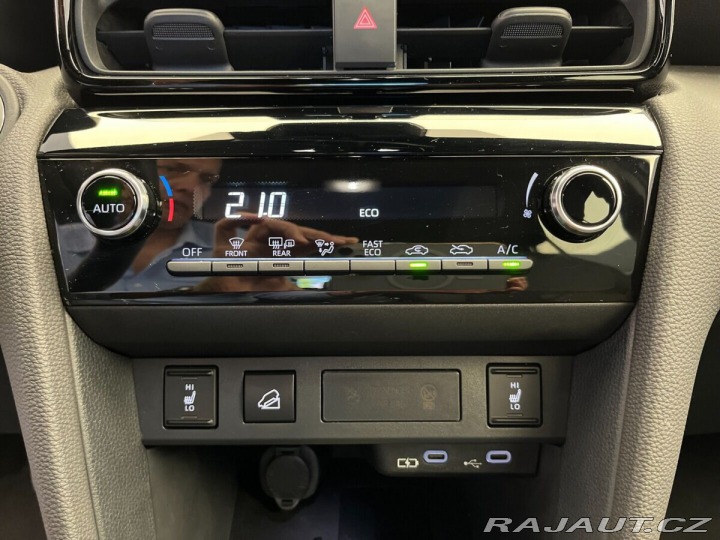 Toyota Yaris Cross 1.5 Hybrid CVT 4X4 Style 2026