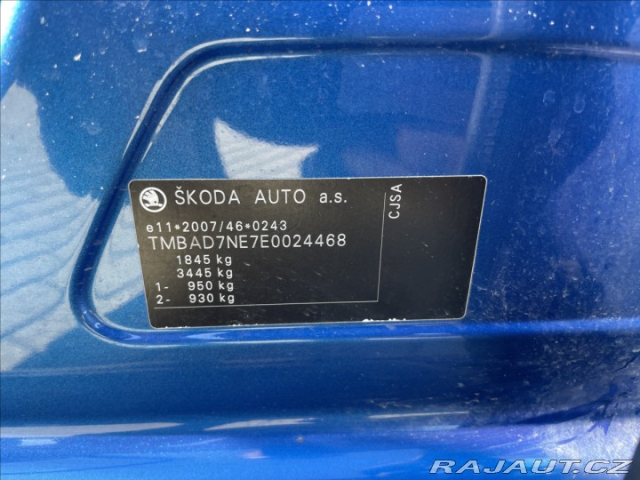 Škoda Octavia 1,8 i 132kw DSG Style Xen 2013