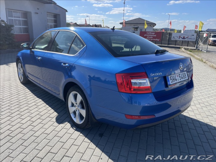 Škoda Octavia 1,8 i 132kw DSG Style Xen 2013