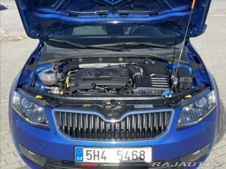 Škoda Octavia 1,8 i 132kw DSG Style Xen 2013