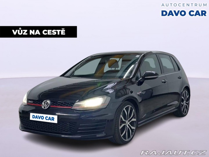 Volkswagen Golf 2,0 TSI GTI Xenon 1.Majit 2014