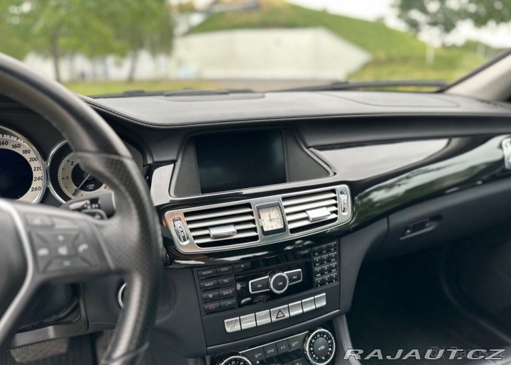 Mercedes-Benz CLS 3,0 350CDI - nebourané 2023