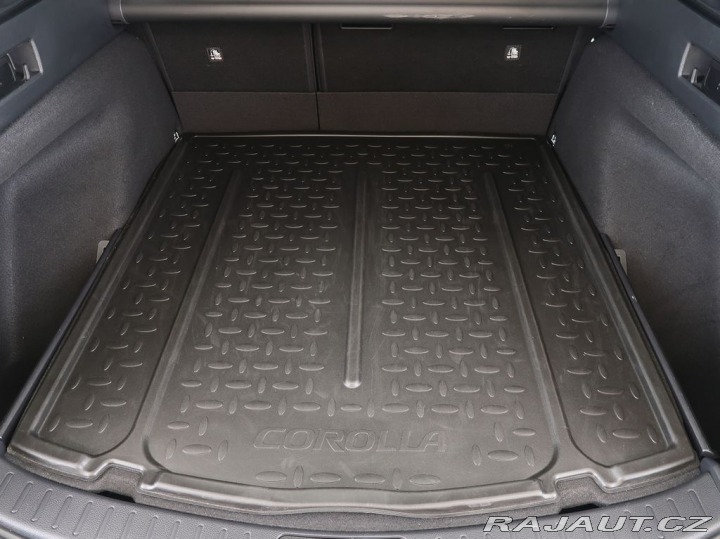 Toyota Corolla 1.8,hybrid,e-CVT,Comfort, 2025