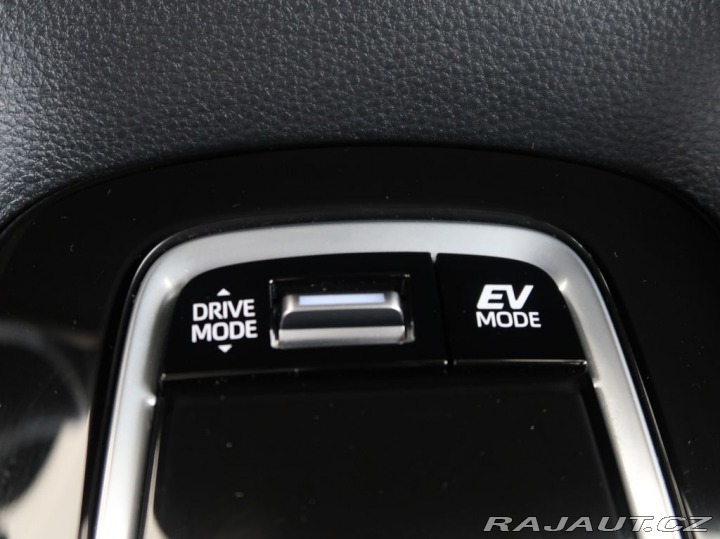 Toyota Corolla 1.8,hybrid,e-CVT,Comfort, 2025