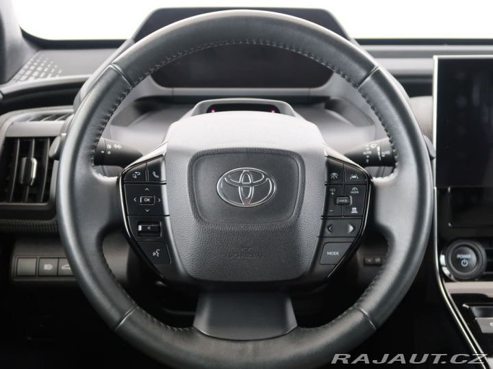 Toyota bZ4X Executive,4x4,97.5%SOH,CZ 2023