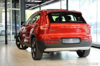 Volvo XC40 D4 AWD Momentum PilotAs/3 2018