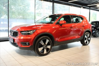 Volvo XC40 D4 AWD Momentum PilotAs/3 2018