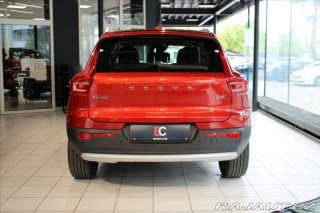 Volvo XC40 D4 AWD Momentum PilotAs/3 2018