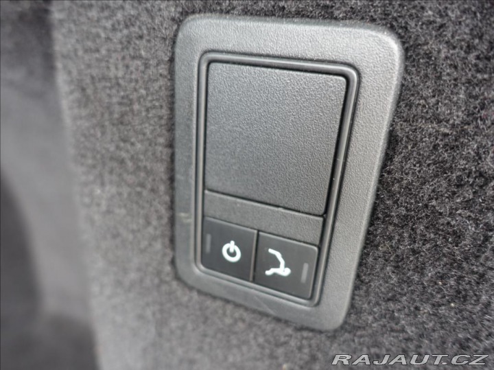 Land Rover Range Rover Sport 4,4 SDV8 Autobiography,2M 2015
