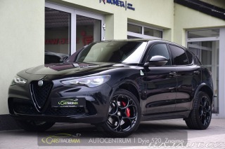 Alfa Romeo Stelvio 2.9V6 Bi-T SPARCO+AKRAPOV