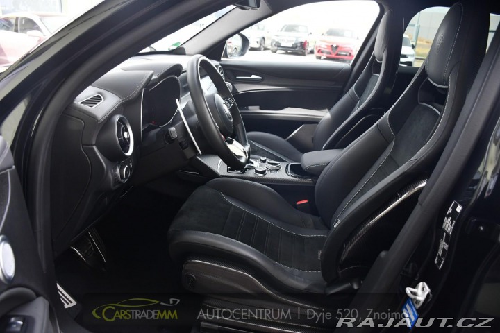 Alfa Romeo Stelvio 2.9V6 Bi-T SPARCO+AKRAPOV 2024