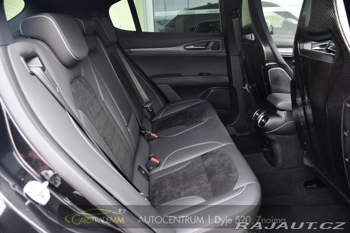 Alfa Romeo Stelvio 2.9V6 Bi-T SPARCO+AKRAPOV 2024