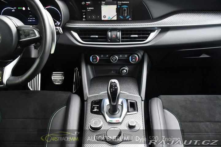 Alfa Romeo Stelvio 2.9V6 Bi-T SPARCO+AKRAPOV 2024