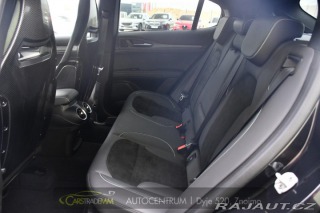 Alfa Romeo Stelvio 2.9V6 Bi-T SPARCO+AKRAPOV 2024