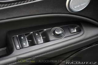 Alfa Romeo Stelvio 2.9V6 Bi-T SPARCO+AKRAPOV 2024