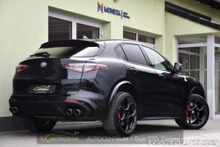 Alfa Romeo Stelvio 2.9V6 Bi-T SPARCO+AKRAPOV 2024