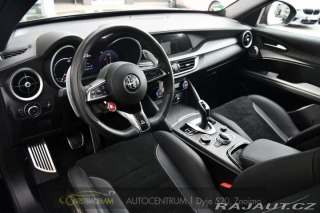 Alfa Romeo Stelvio 2.9V6 Bi-T SPARCO+AKRAPOV 2024