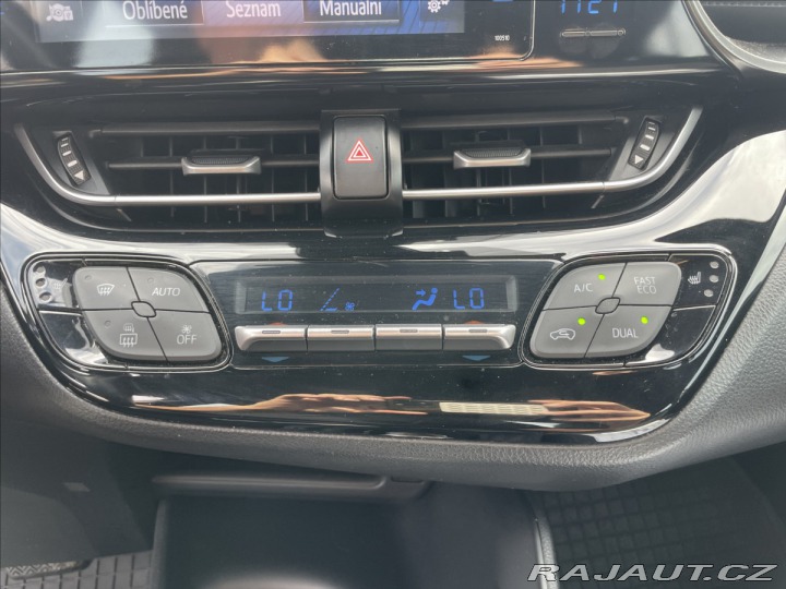 Toyota C-HR 1,8 i 72kw Hybrid CVT CZa 2017
