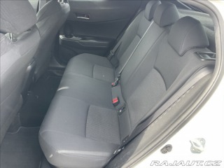 Toyota C-HR 1,8 i 72kw Hybrid CVT CZa 2017