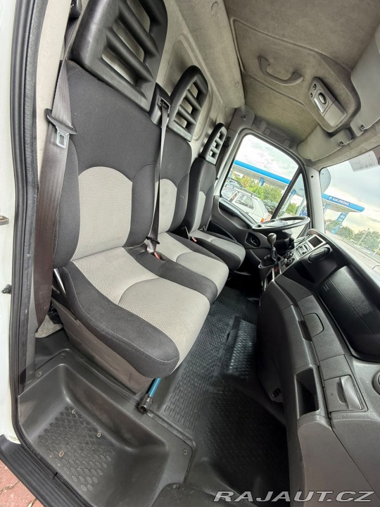 Ostatní značky Ostatní modely Iveco DAILY 35C15V 3.0D 1 2011