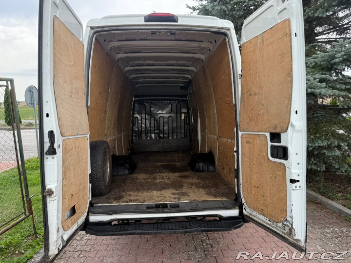 Ostatní značky Ostatní modely Iveco DAILY 35C15V 3.0D 1 2011