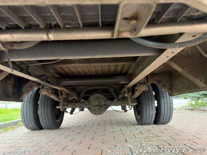 Ostatní značky Ostatní modely Iveco DAILY 35C15V 3.0D 1 2011