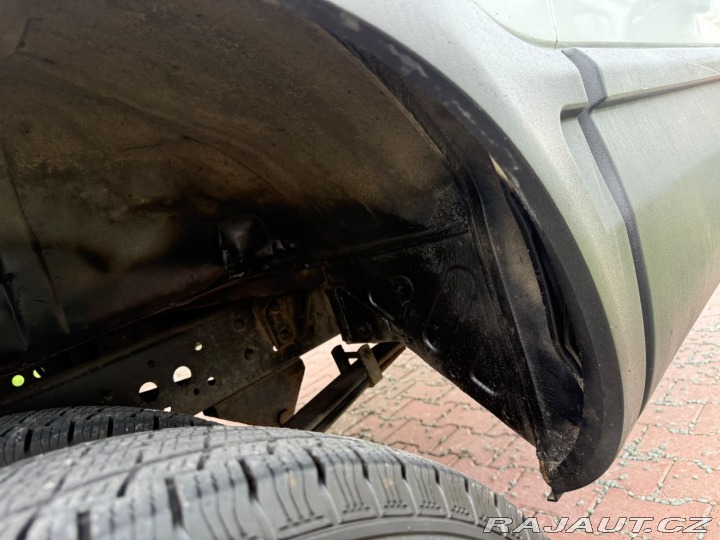 Ostatní značky Ostatní modely Iveco DAILY 35C15V 3.0D 1 2011