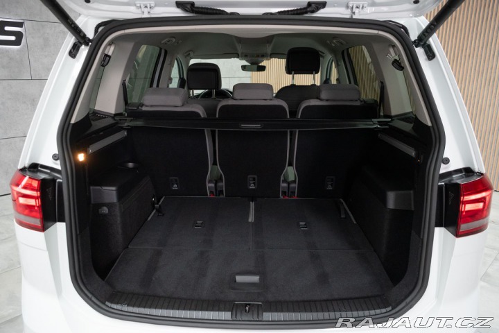 Volkswagen Touran 1.5 TSI TAŽNÉ*7.MÍST*DPH* 2024