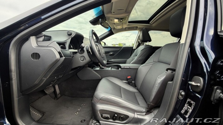 Lexus Ostatní modely ES 300h 300H HEV BUSINESS EDITION 2025
