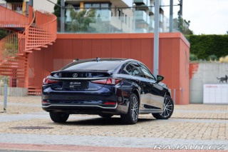 Lexus Ostatní modely ES 300h 300H HEV BUSINESS EDITION 2025