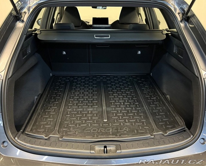 Toyota Corolla TS 1,8 Hybrid AT COMFORT 2025