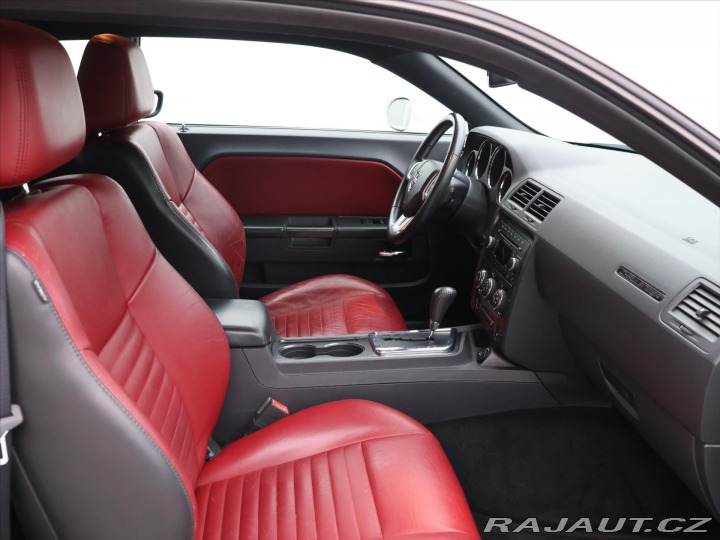 Dodge Challenger 3,6 L SXT 227kW Pentastar 2012
