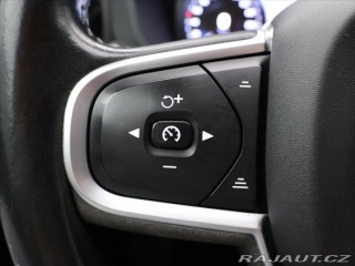 Volvo XC60 2,0 B4 Drive-E MomentumPr 2021