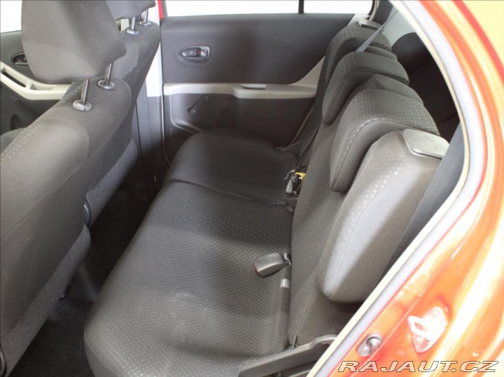 Toyota Yaris 1,3 i 73kW 2.maj.ČR STK 2011